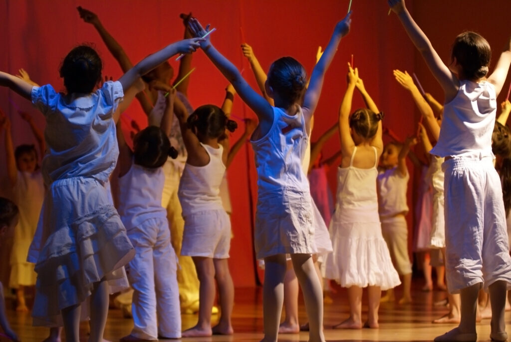 Performing arts programme for children