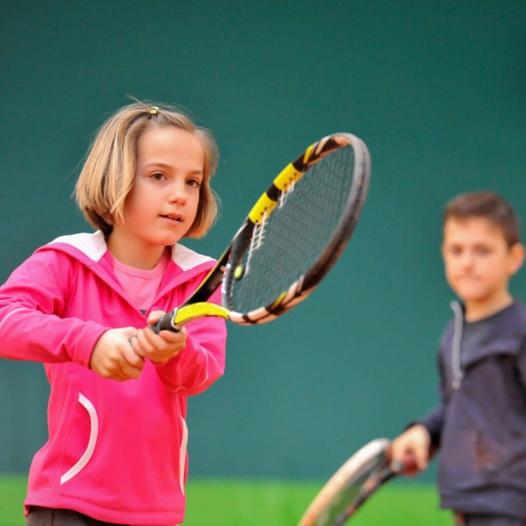 Tennis clubs for children aged 6-14